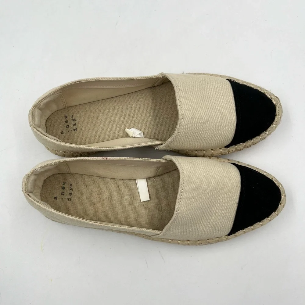 A New Day Maggie Black Toe Cream Espadrille Flats Size 8.5